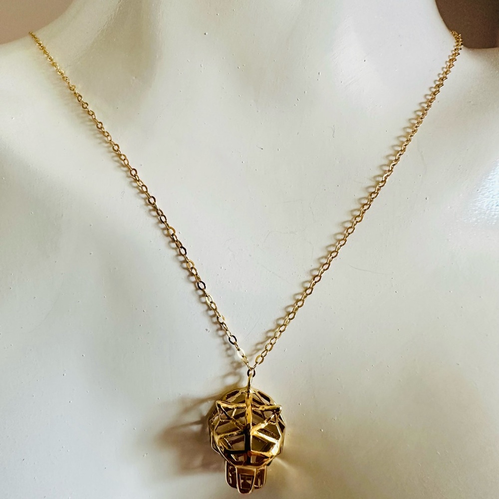 Dainty Panther Centered Necklace. 💛 Real 18(18k) Karat Solid Gold Jewelry